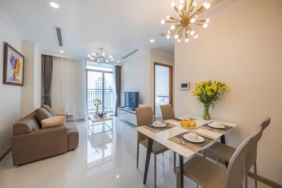 vinhomes central park apartment for rent in binh thanh district hcmc BT105L533 (1)